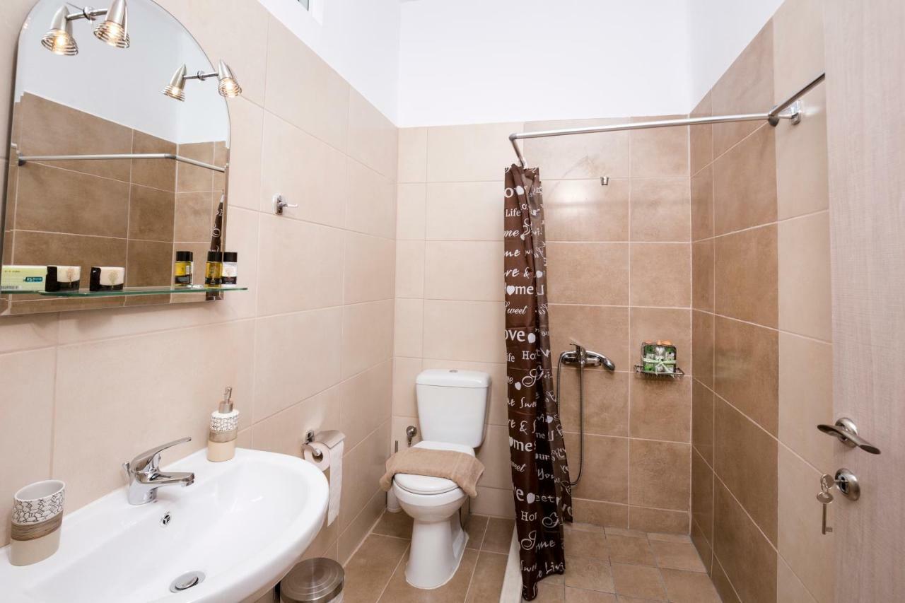 Вілла Nepheli Stone House Platanos  Екстер'єр фото