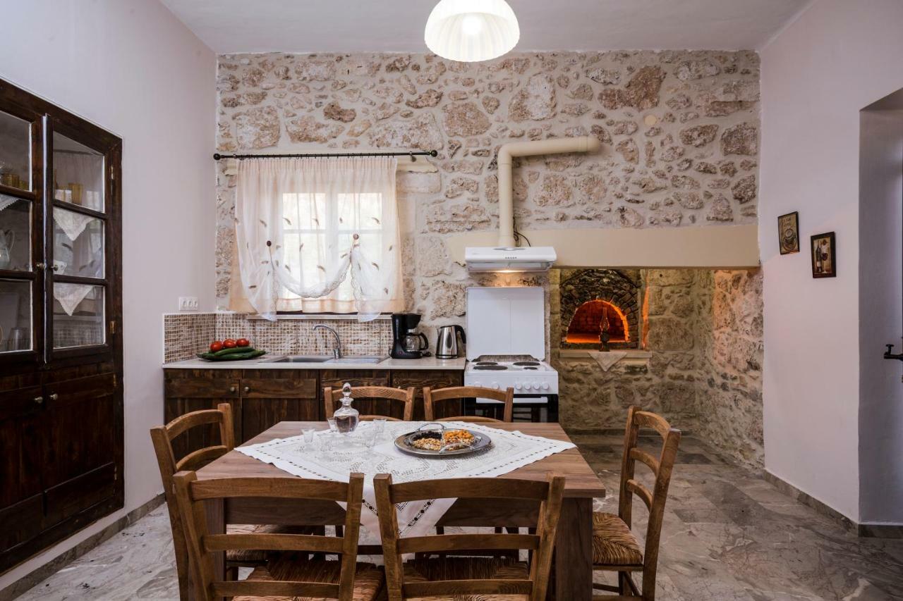 Вілла Nepheli Stone House Platanos  Екстер'єр фото